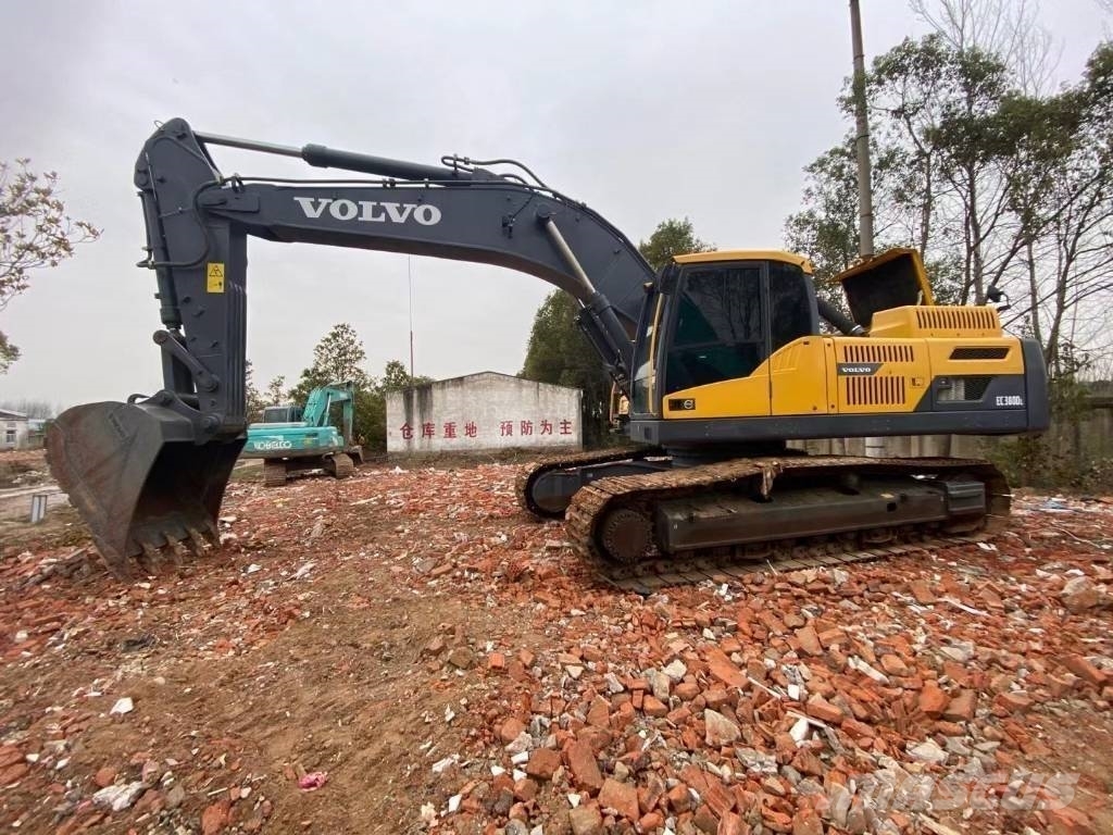 Volvo EC 380 Paletli ekskavatörler
