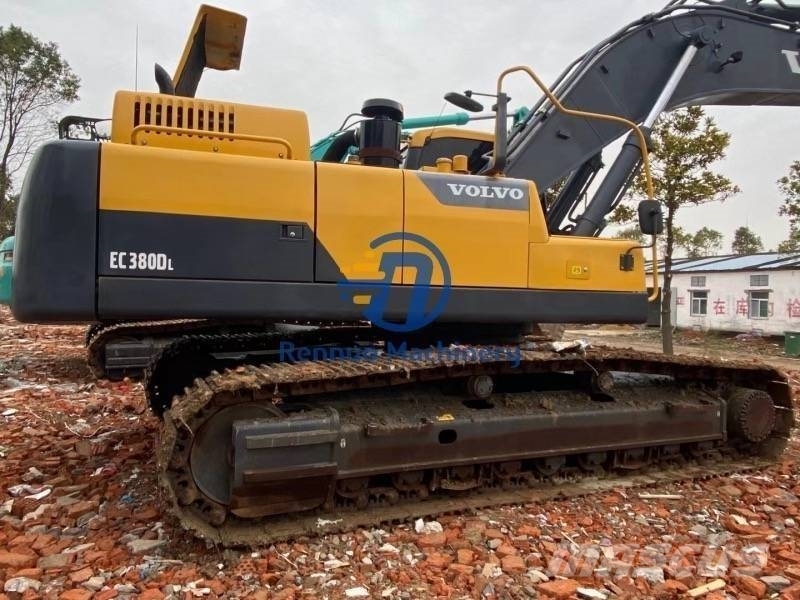 Volvo EC 380 Paletli ekskavatörler