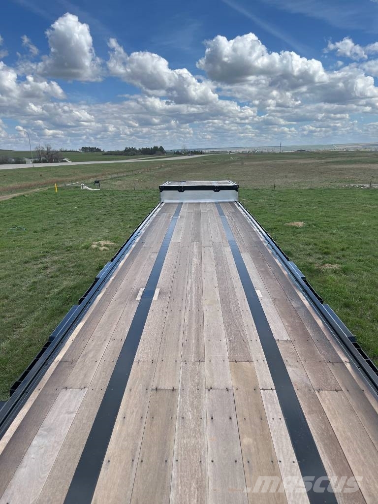 Manac Tri axle stepdeck Valníky