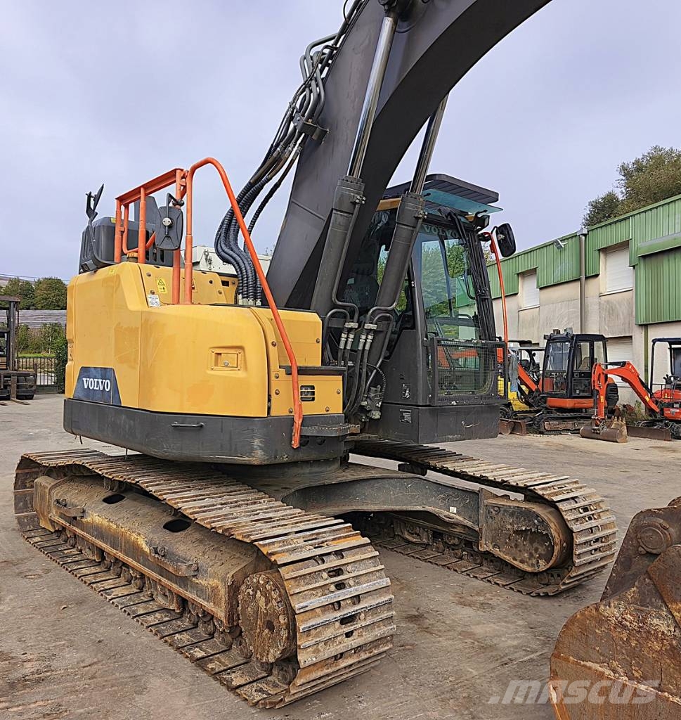 Volvo ECR 235 EL Excavadoras de cadenas