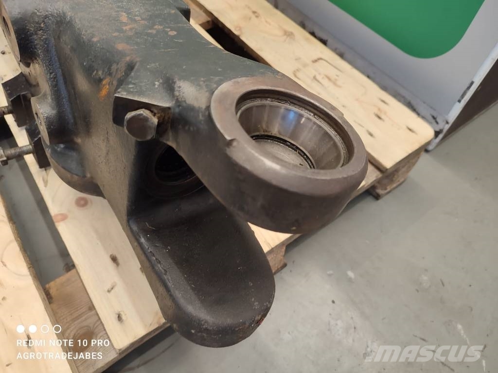 JCB Drive axle housing 454/19601P JCB 1135 Fastrac 轴