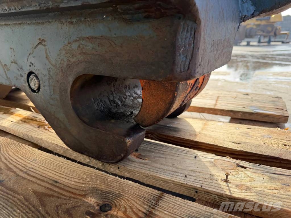 Miller Volvo EC240 / EC250 Geith موصلات سريعة