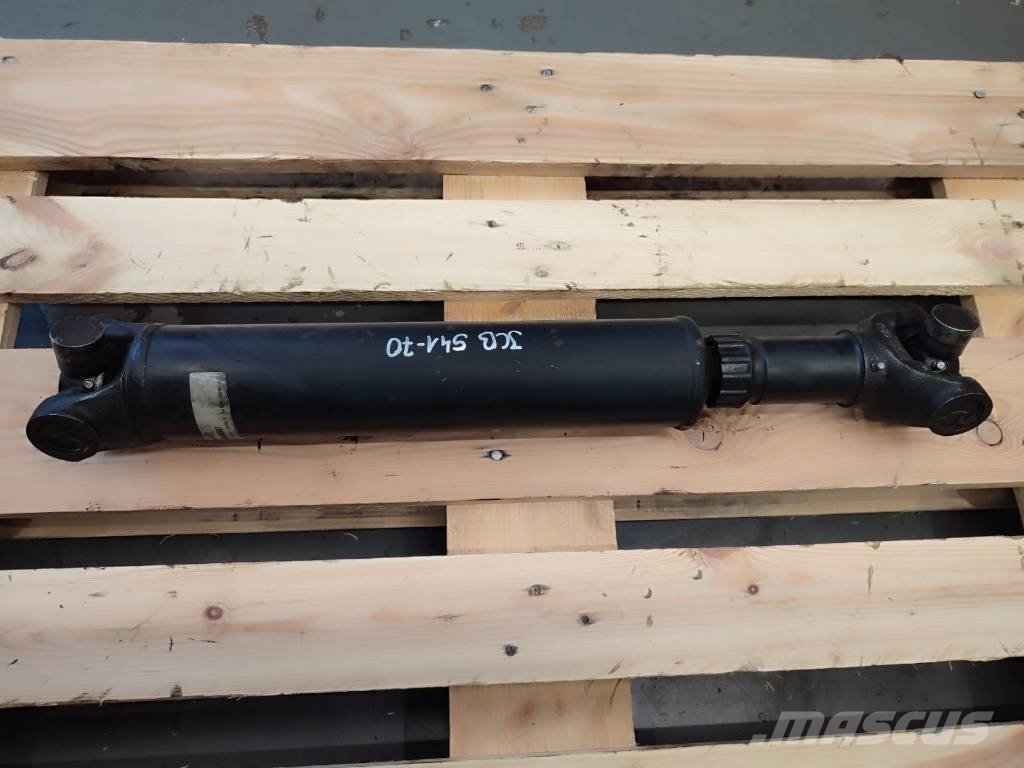 JCB Cardan drive shaft 3347E6397 JCB 541-70 轴