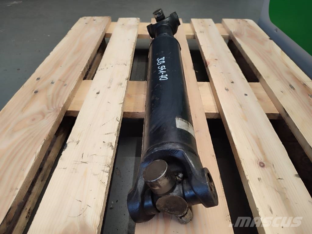 JCB Cardan drive shaft 3347E6397 JCB 541-70 轴