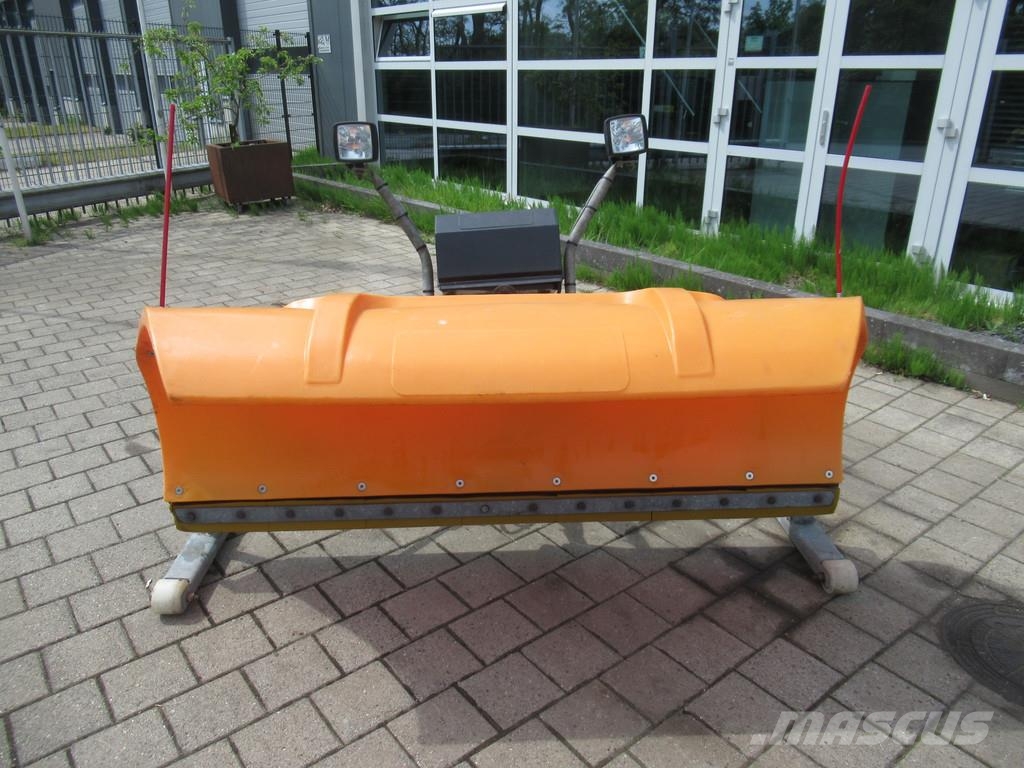 Nido Schmidt SNK21 12V Hydro Unit 210CM Sneeuwploeg Sch كاسحات جليد