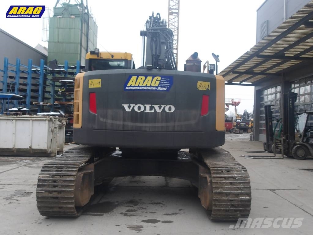 Volvo ECR 305 C L 大型油圧ショベル12t以上(パワーショベル・ユンボ)