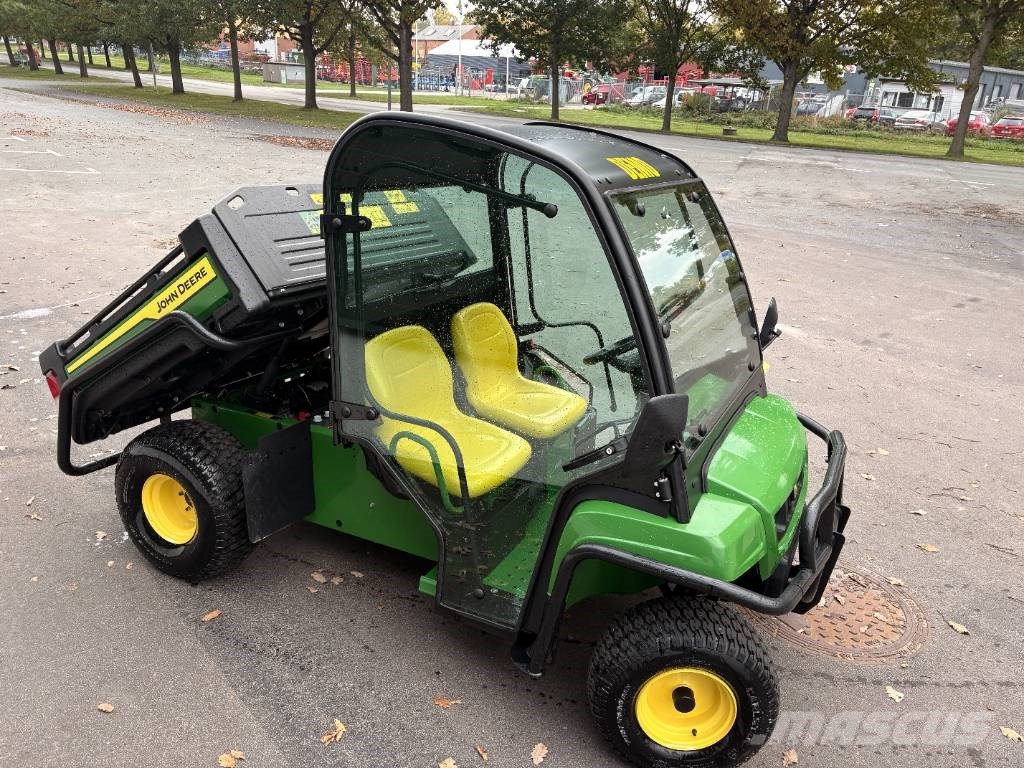 John Deere Gator TE Гольф-мобілі