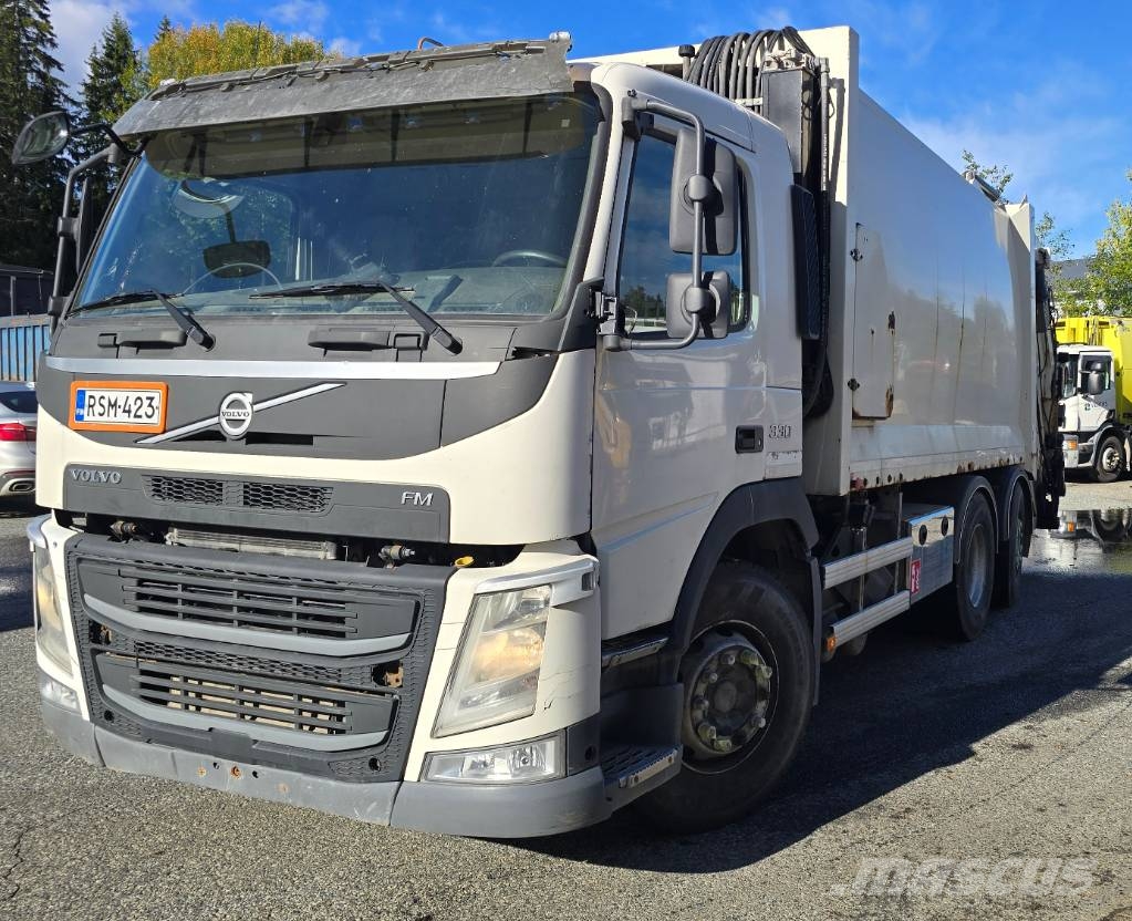Volvo FM 11 폐기물 수거 트럭