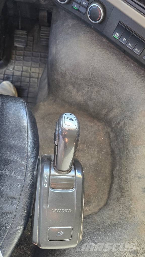 Volvo FM 11 폐기물 수거 트럭