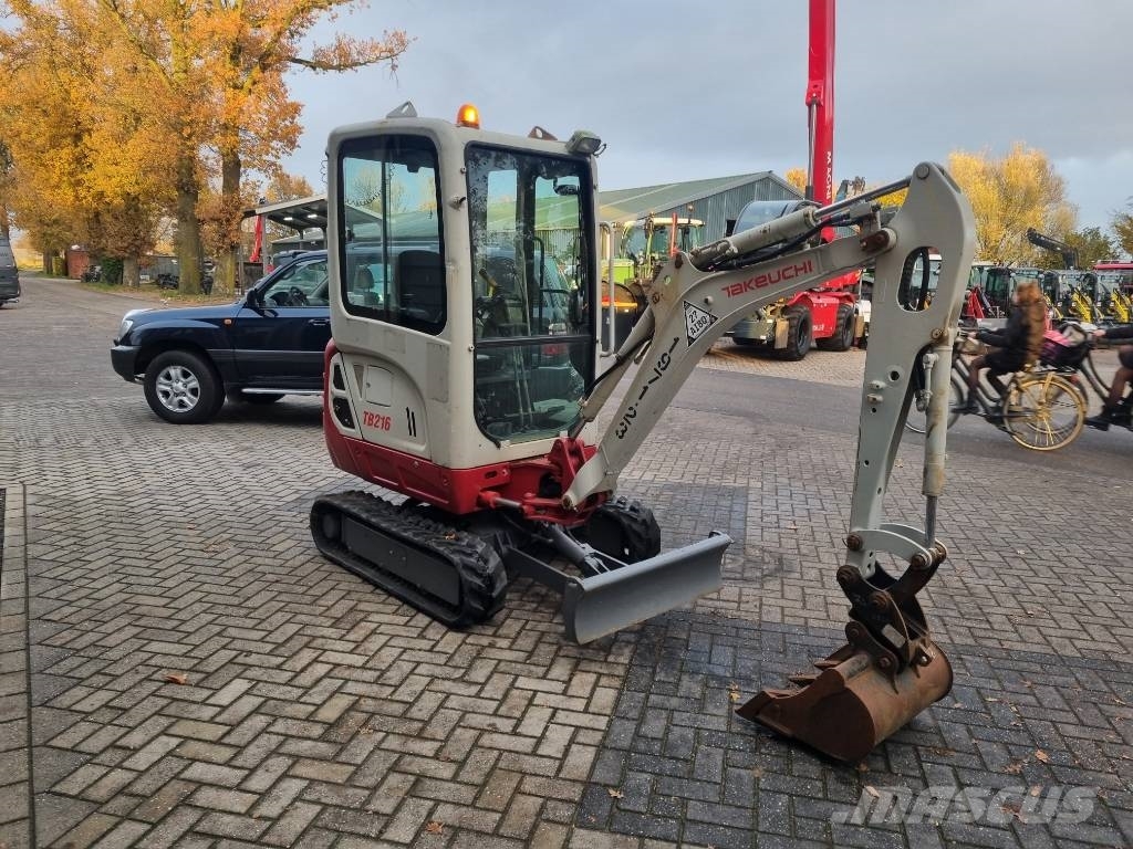 Takeuchi TB 216 Minigraafmachines < 7t