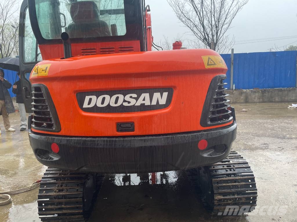 Doosan DX 60-9 C Mini bageri < 7t