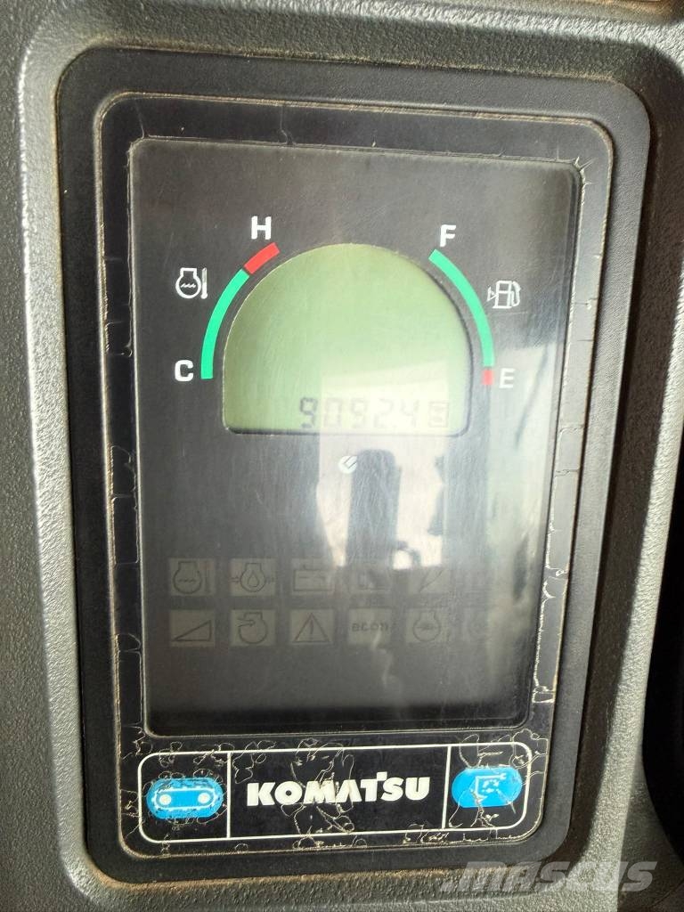 Komatsu PC 80 Vidutinės galios ekskavatoriai 7-12 t