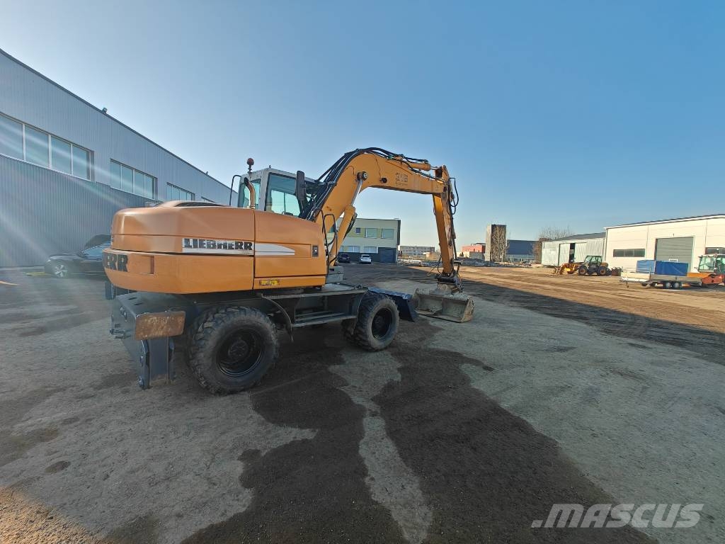 Liebherr A 316 Litronic Ratiniai ekskavatoriai