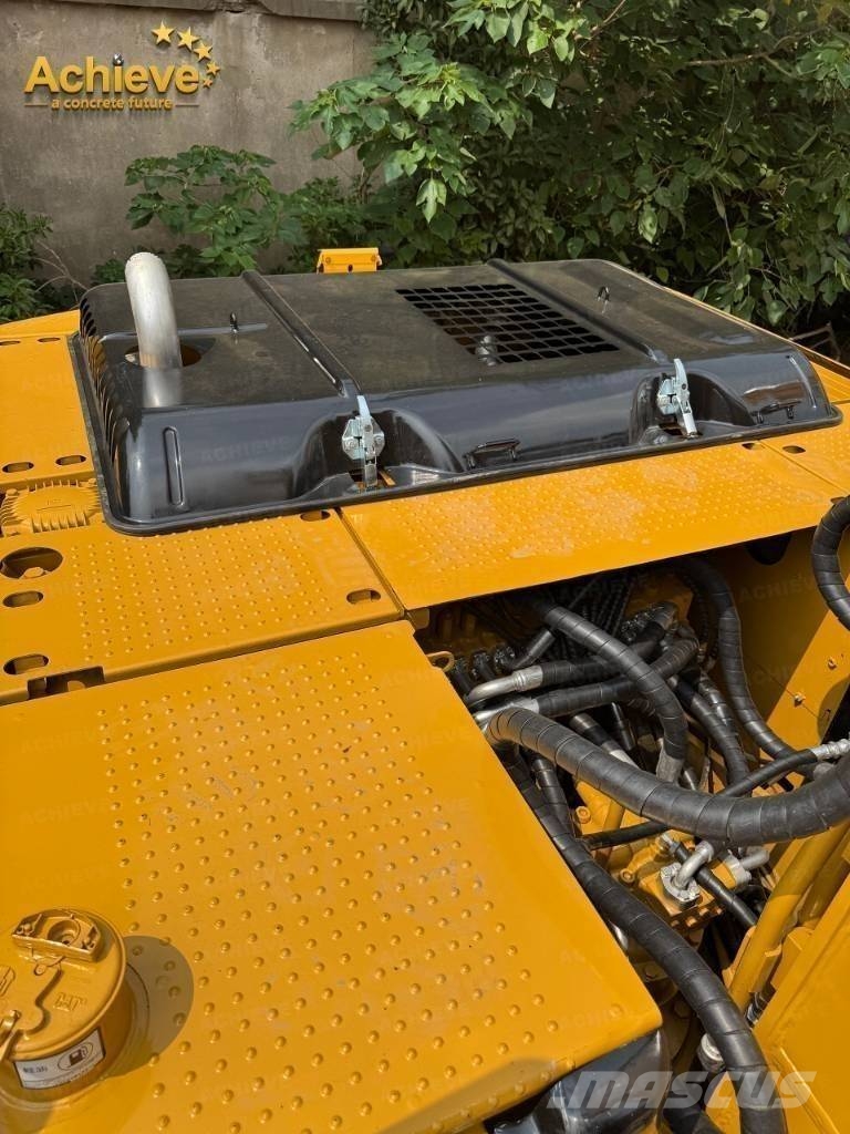 CAT 323D2L Εκσκαφείς με ερπύστριες