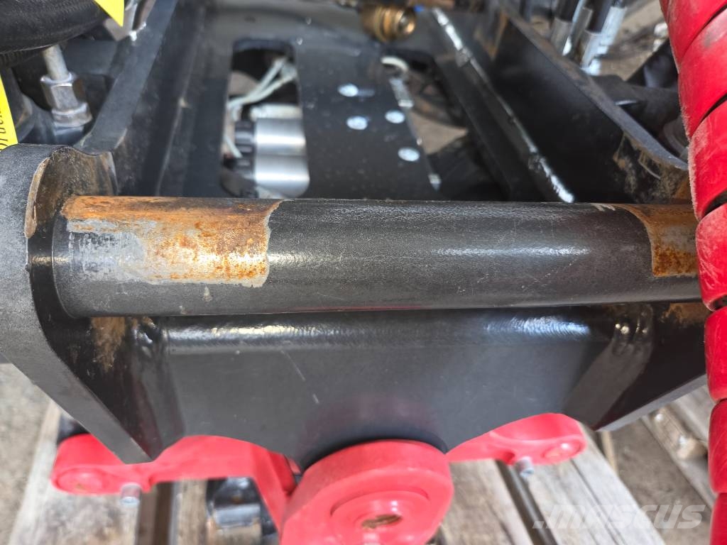 Rototilt R4 med löstagbar grip S45 4 slang + fäste Tiltrotator