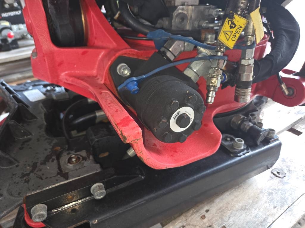 Rototilt R4 med löstagbar grip S45 4 slang + fäste Tiltrotator