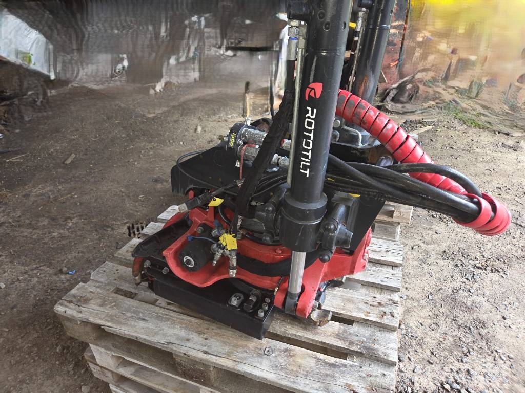 Rototilt R4 med löstagbar grip S45 4 slang + fäste Tiltrotator