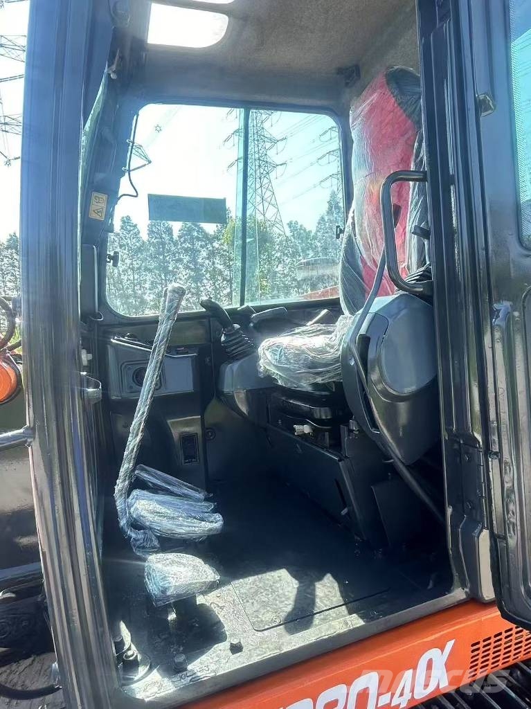 Kubota KX 080-4 CX Minigravere <7t
