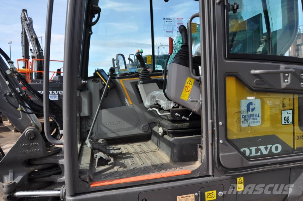 Volvo EC 60 대형 굴삭기 29톤 이상