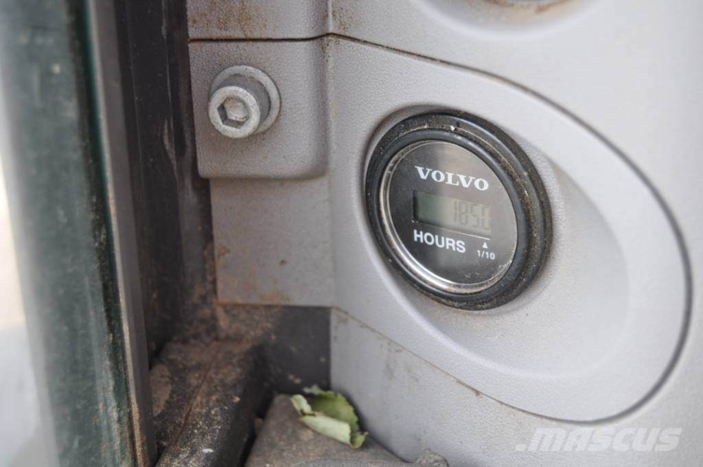 Volvo EC 60 대형 굴삭기 29톤 이상