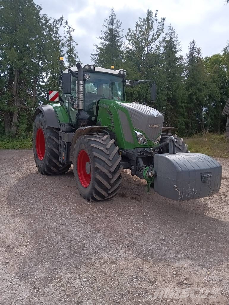 Fendt 828 Vario Profi Plus Трактори