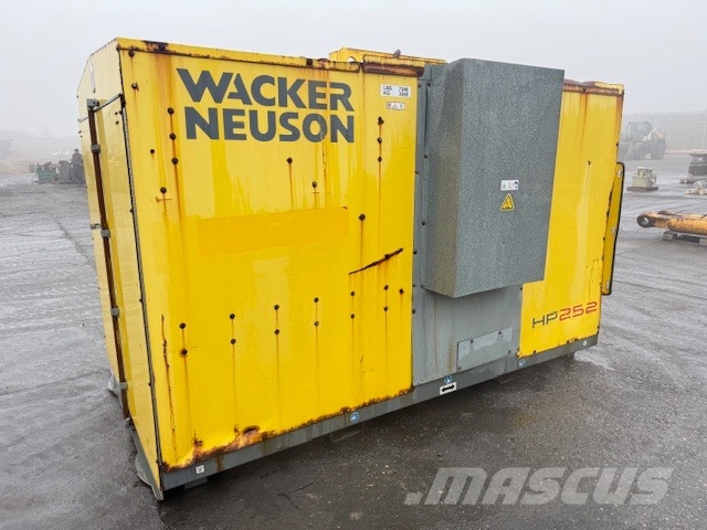 Wacker Neuson HYDRONIC SURFACE HEATER WACKER NEUSON HP 252 Opvarmnings- og optøningsmaskiner