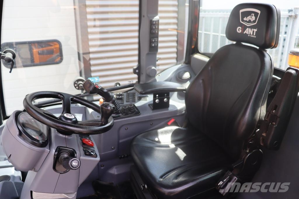 GiANT G5000 G5000 Pyöräkuormaajat