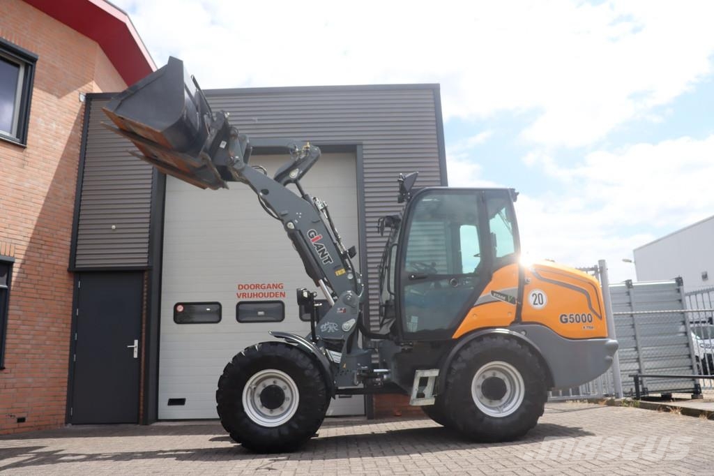 GiANT G5000 G5000 Pyöräkuormaajat