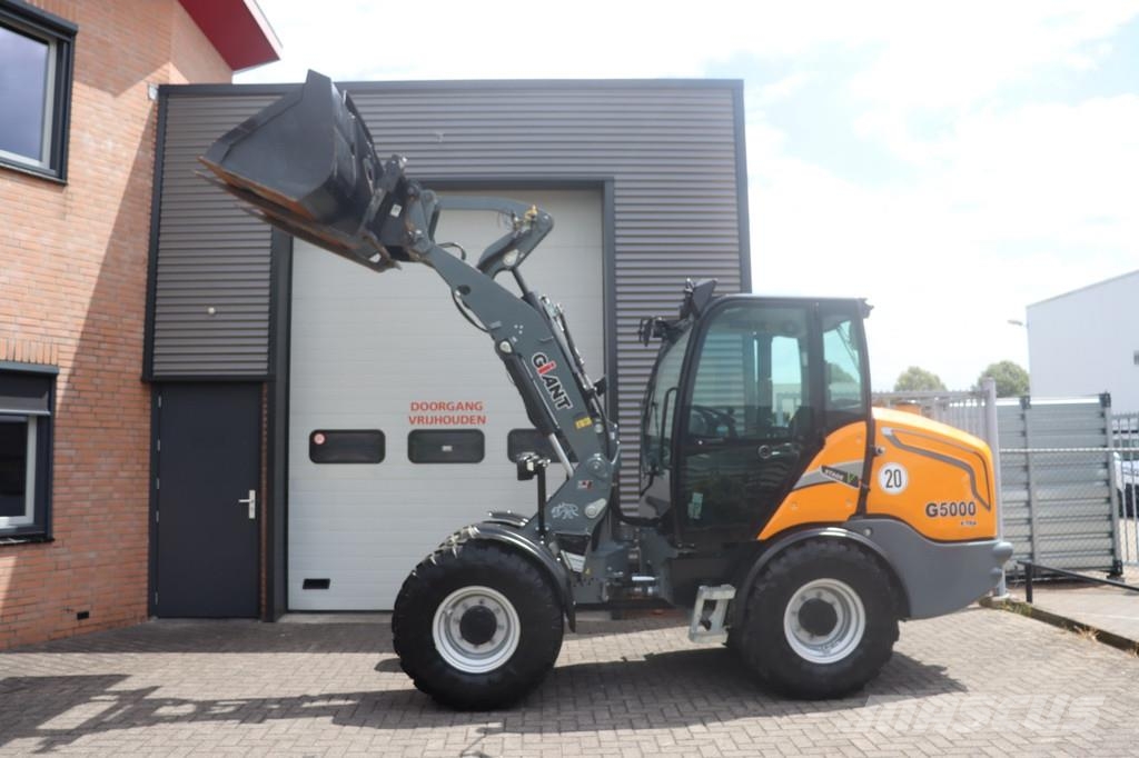 GiANT G5000 G5000 Pyöräkuormaajat