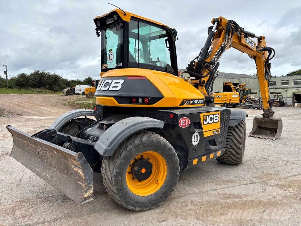 JCB Hydradig Lastik tekerli ekskavatörler