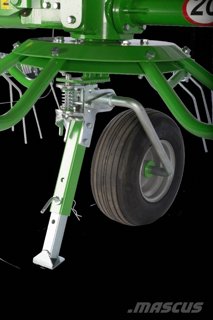 Kowalski 4-rotor rotary tedder/ FANEUSE ROTATIVE / Rakes and tedders