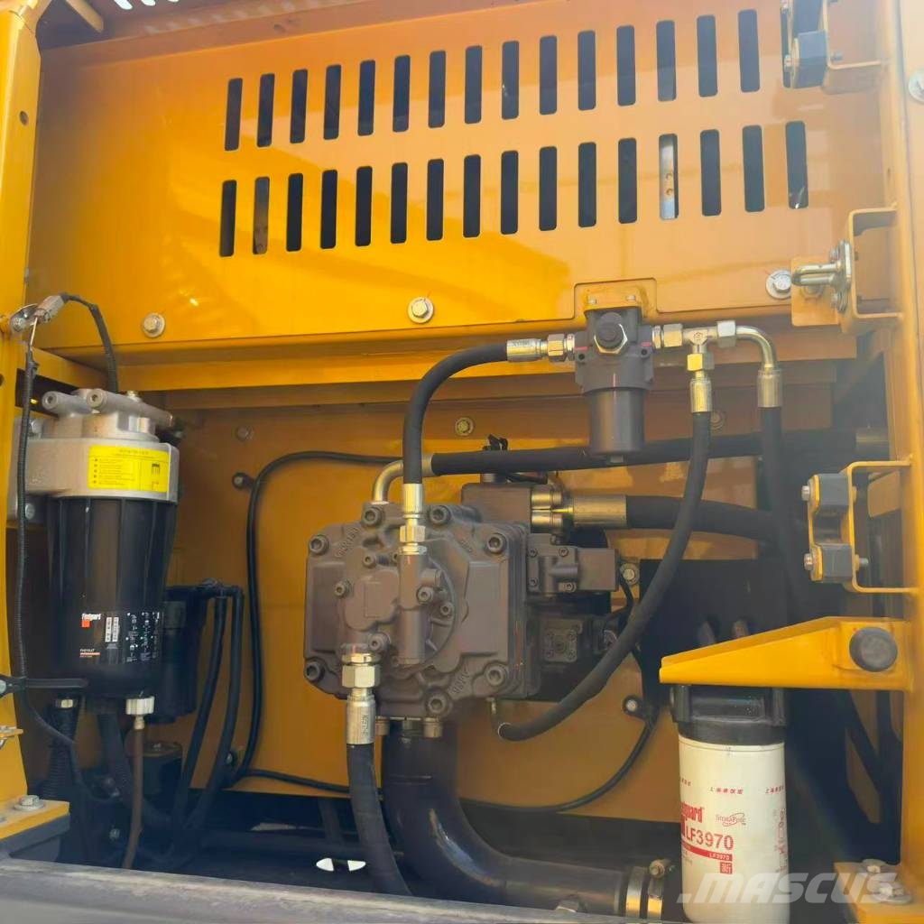 XCMG XE 215 G Midikaivukoneet 7t - 12t
