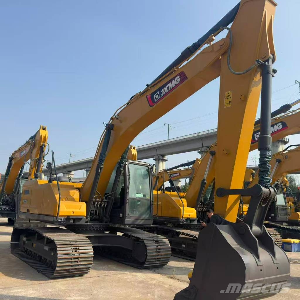 XCMG XE 215 G Midikaivukoneet 7t - 12t