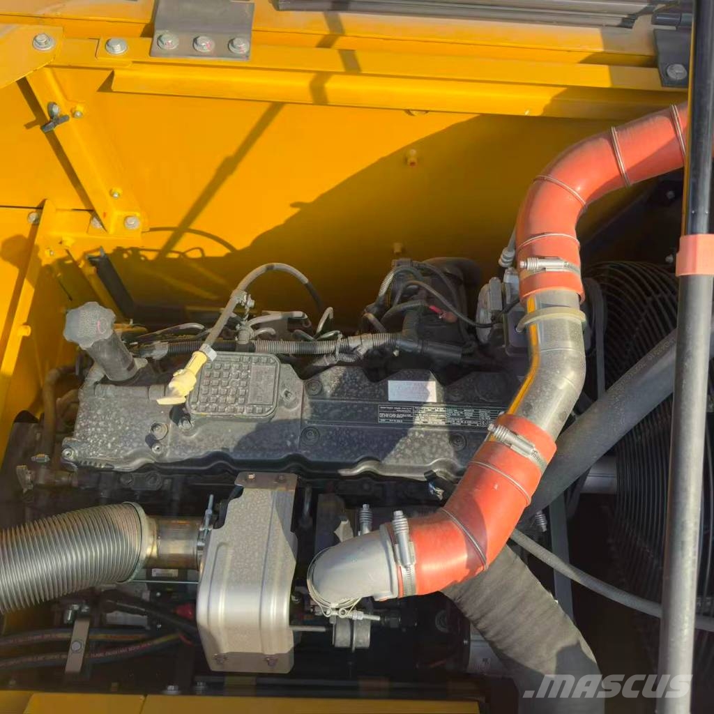 XCMG XE 215 G Midikaivukoneet 7t - 12t