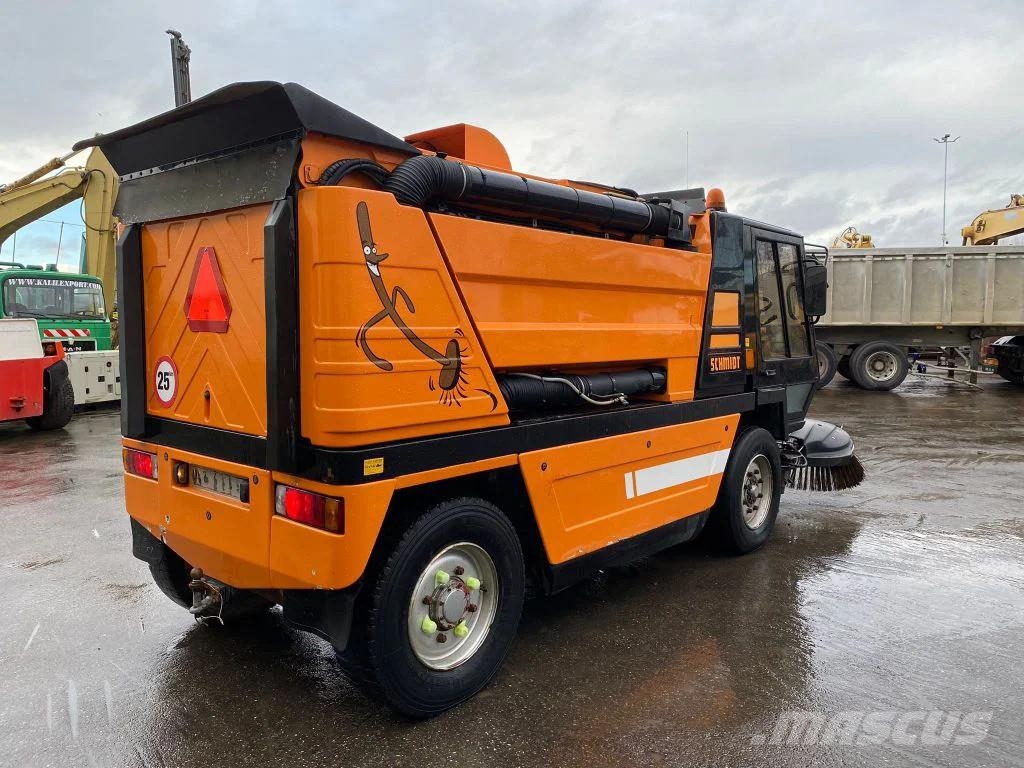 Schmidt SK4000 Street Vacuum Cleaner Sweeper Good Working Veegwagens