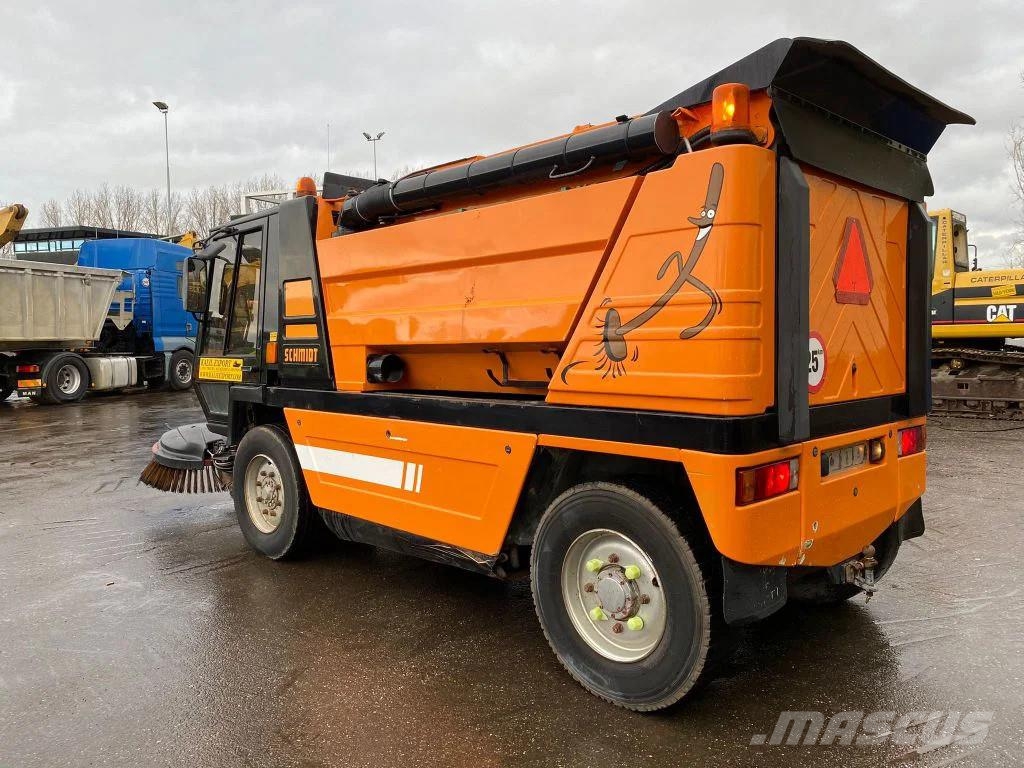 Schmidt SK4000 Street Vacuum Cleaner Sweeper Good Working Veegwagens