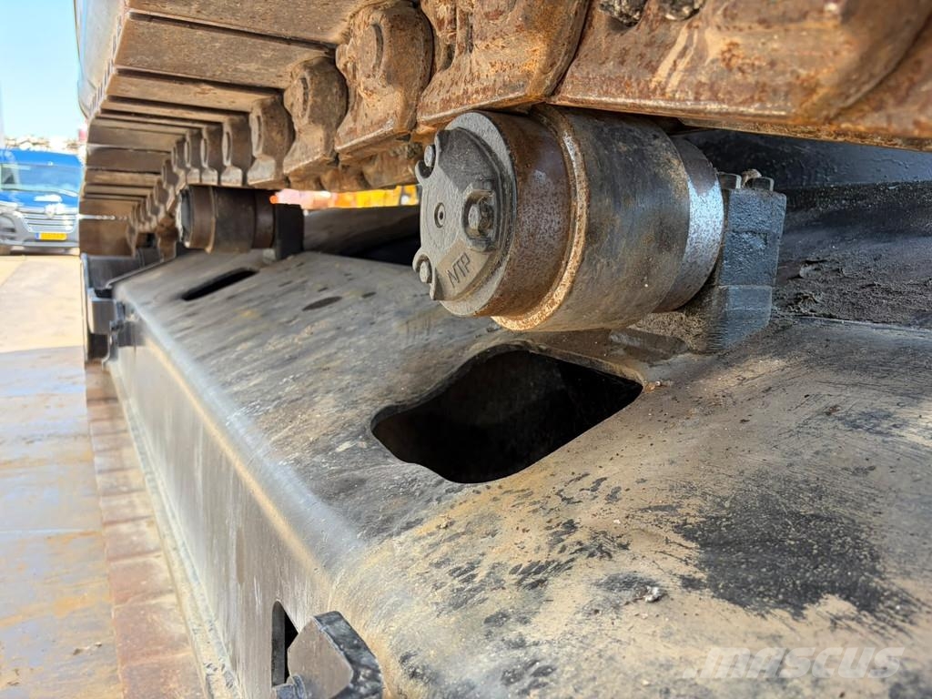 Hitachi ZX350LCN-3 Rupsgraafmachines