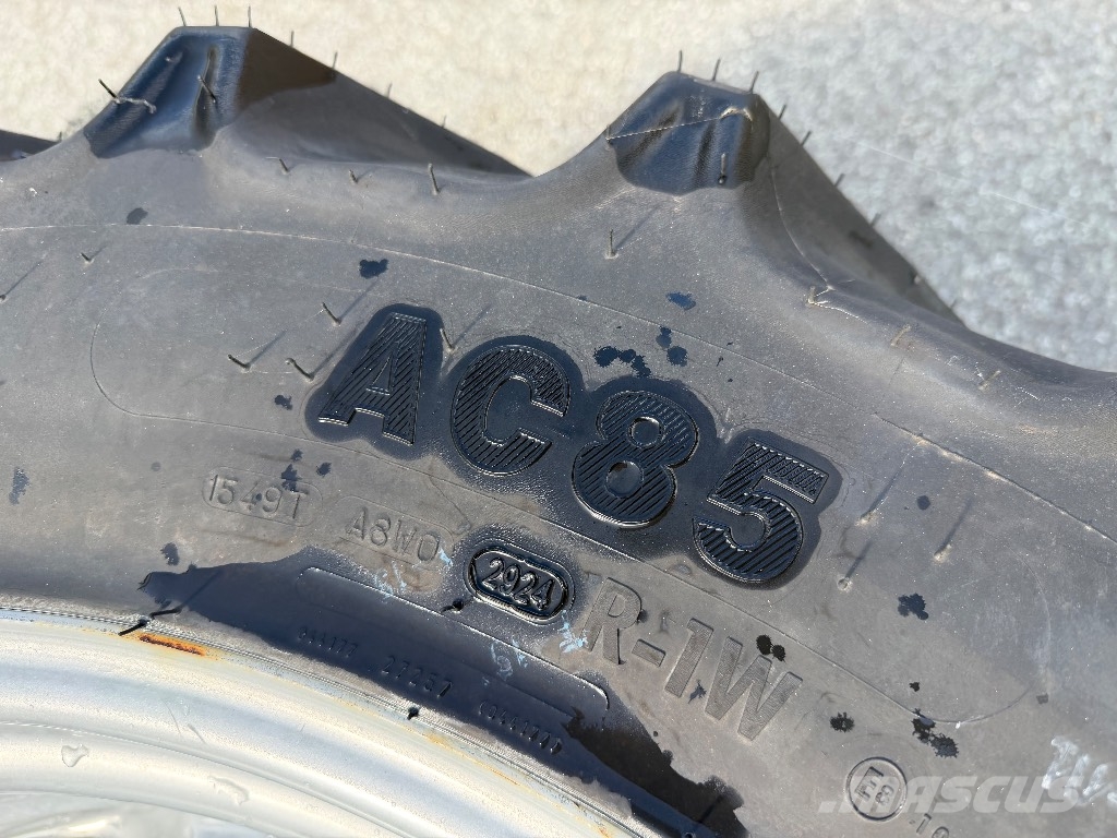 Mitas AC85 - 280/85 R28 Gume, točkovi i felne