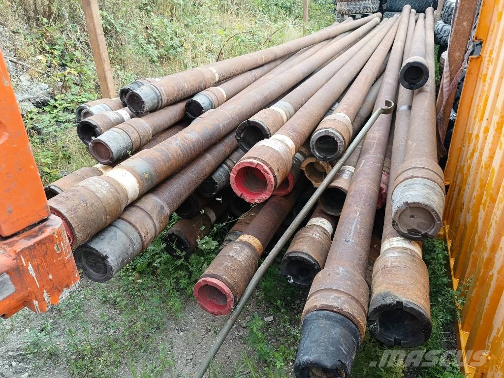 drill pipes boor 60 x 12 m 14 cm drill diameter, 17 cm head Bohrer