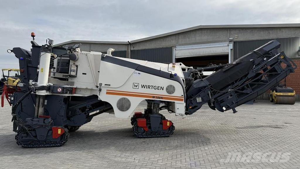 Wirtgen W 100Fi Asphaltfräsen
