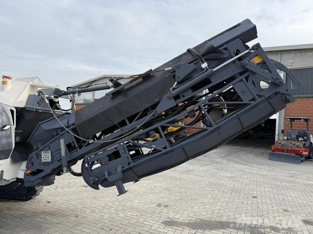 Wirtgen W 100Fi Asfaldi külmfreesimise masinad