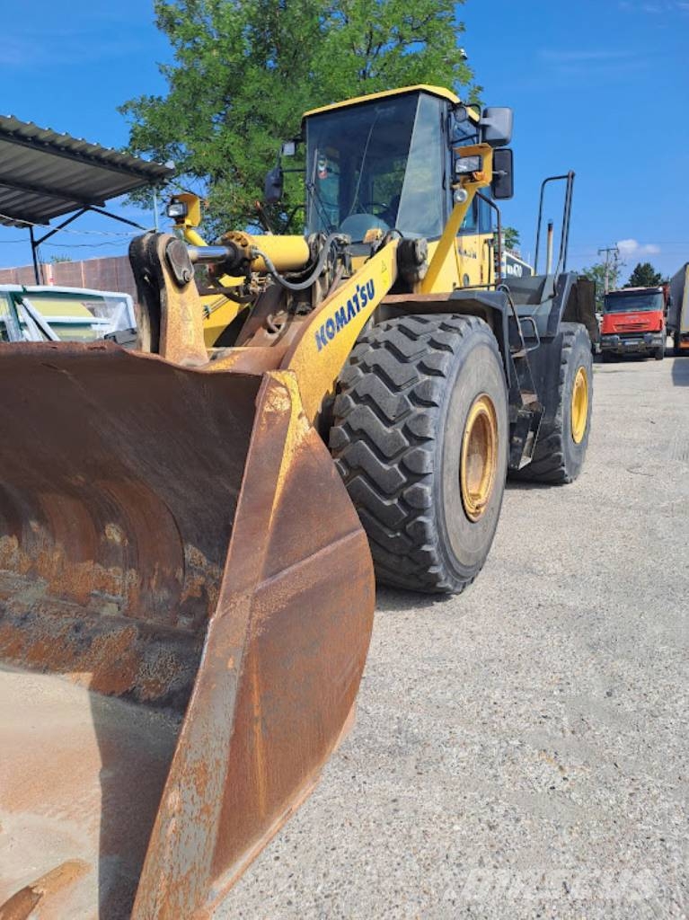 Komatsu Wa470 Iekrāvēji uz riteņiem