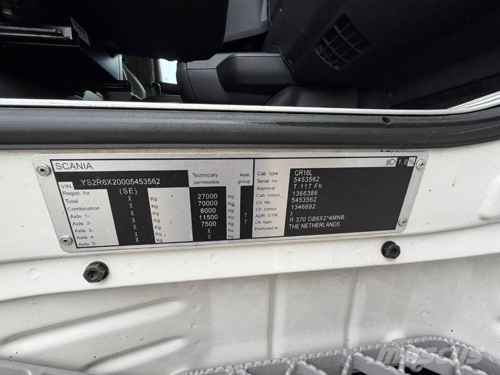Scania R370DB6X2*4MNB Seria nr 3562 Kylmä-/Lämpökori kuorma-autot