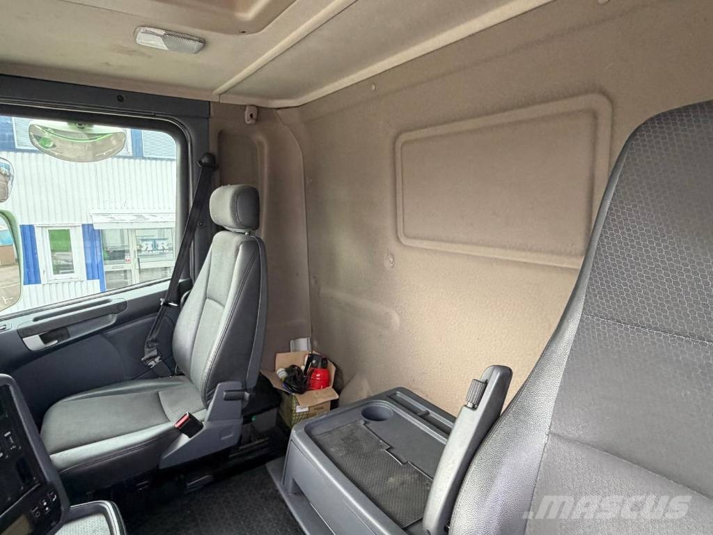 Scania R370DB6X2*4MNB Seria nr 3562 Kylmä-/Lämpökori kuorma-autot