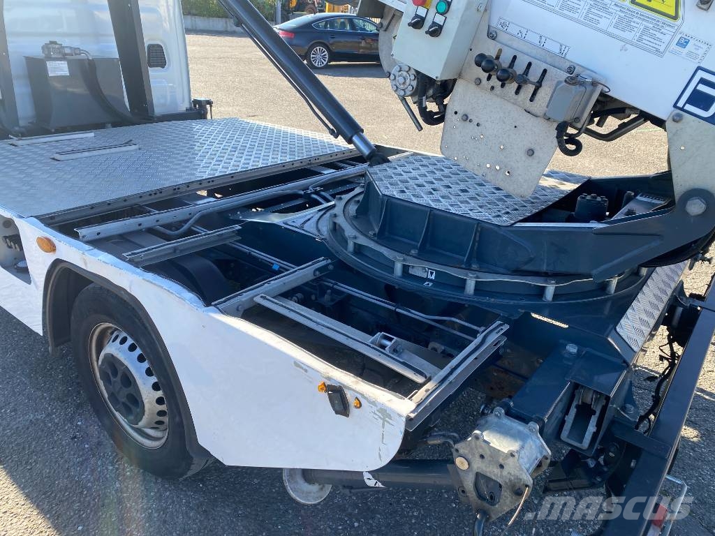 Iveco DAILY 35S140 2.3D/140-BOCKER HL34/1-8LH endommagé Ant vilkikų montuojamos kėlimo platformos