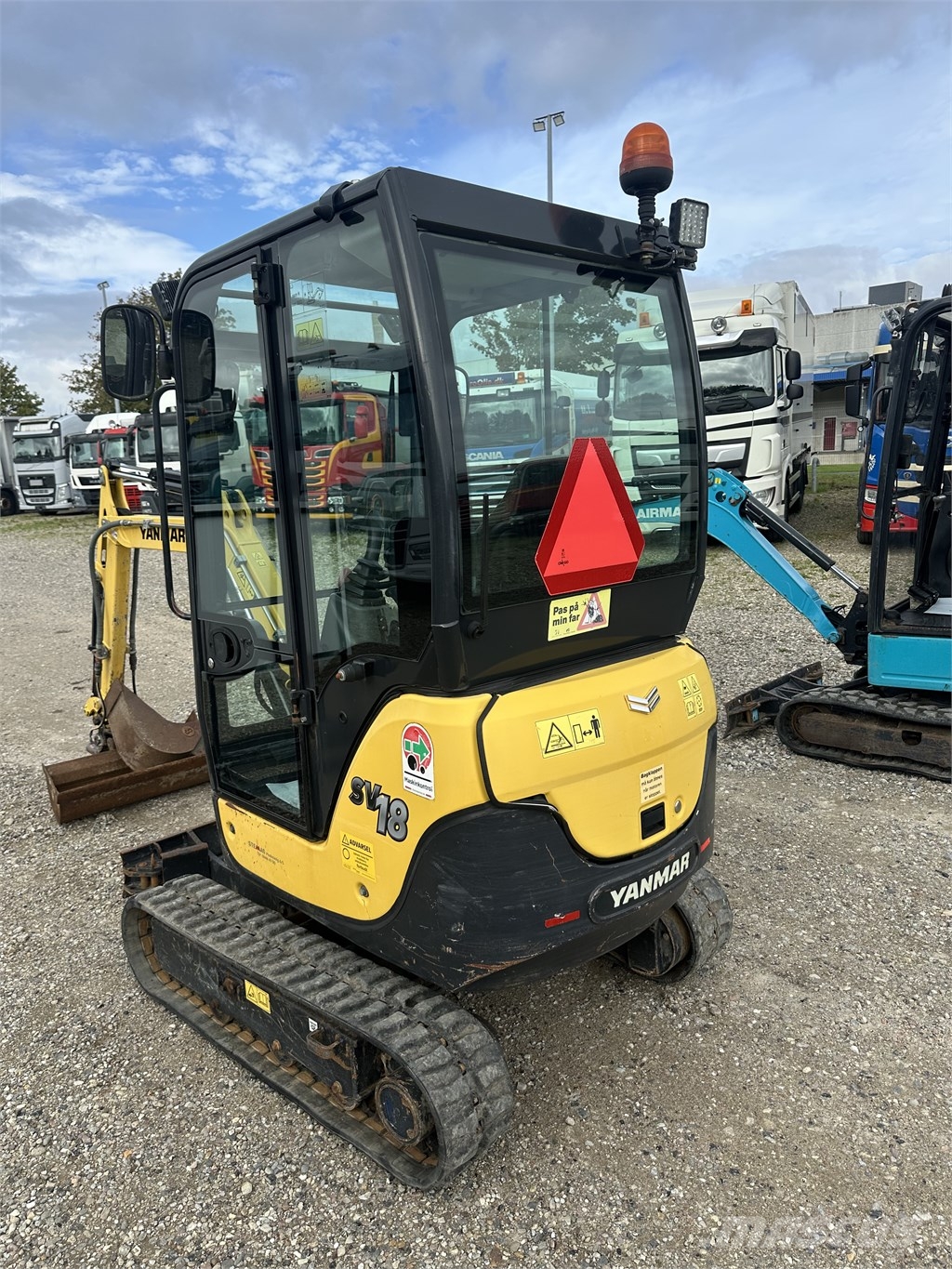 Yanmar SV 18 حفارات صغيرة أقل من 7 طن (حفارات صغيرة)