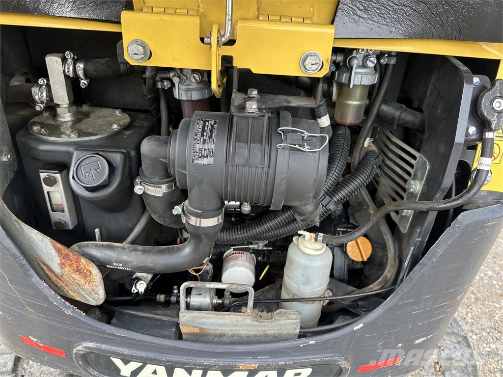 Yanmar SV 18 حفارات صغيرة أقل من 7 طن (حفارات صغيرة)