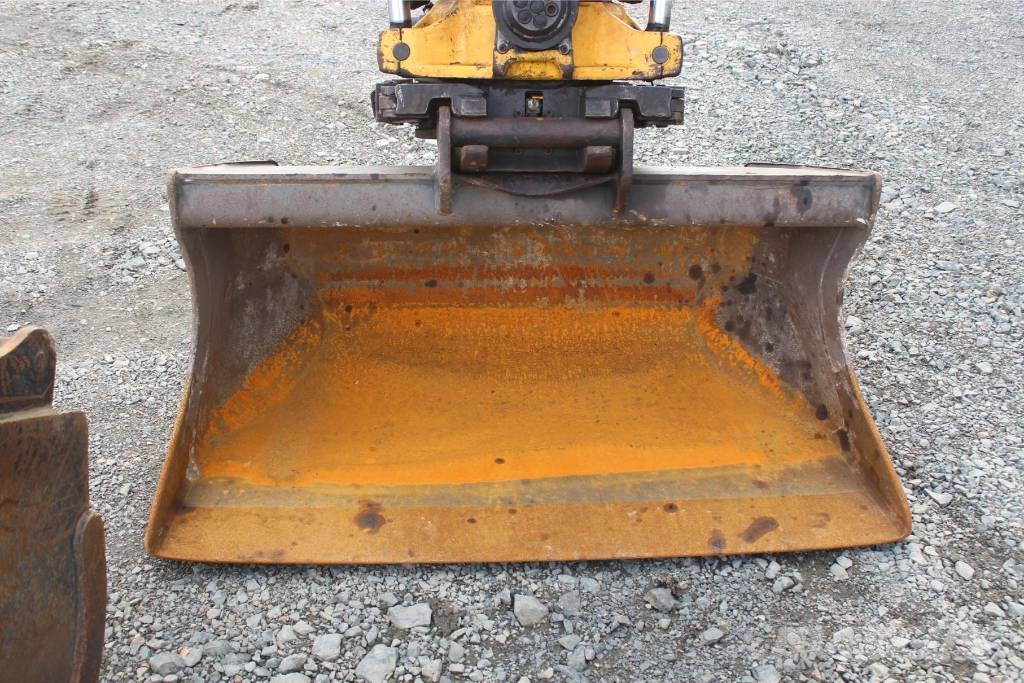 Volvo EC 140 B LC Crawler excavators