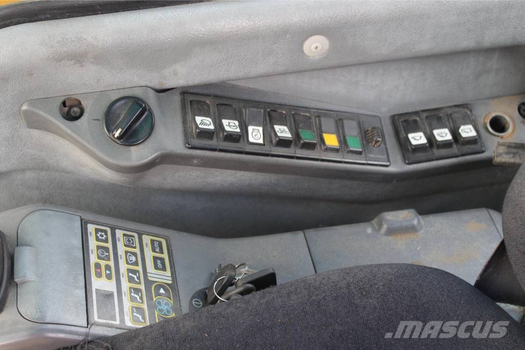 Volvo EC 140 B LC Crawler excavators