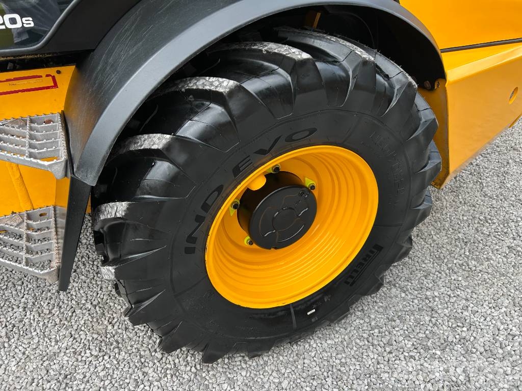 JCB TM320S 農業用テレハンドラー